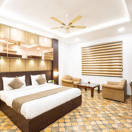 Hotel Panickers Residency - Ajmal Khan Market Near Karol Bagh Metro Delhi  Exterior photo
